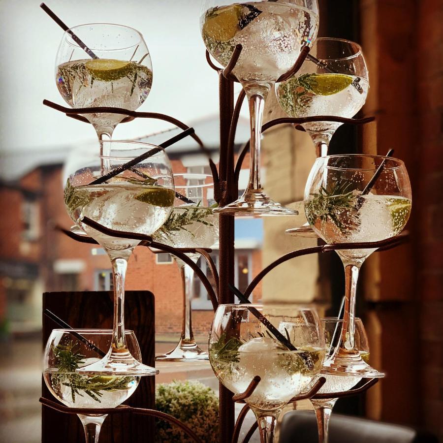 The Wheatsheaf Hotel, ساندباك المظهر الخارجي الصورة A gin and tonic tree